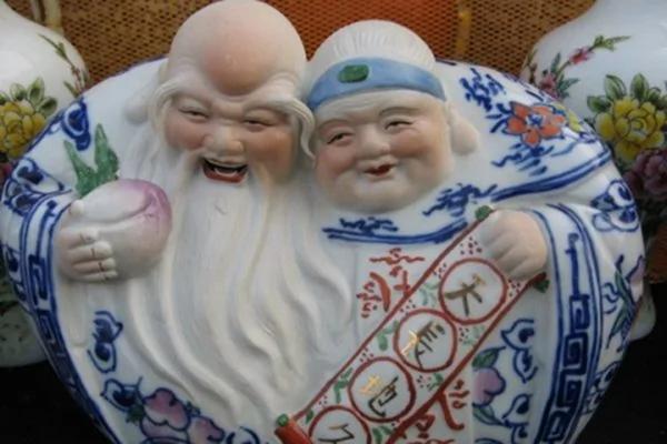 专家提醒小心:老年食品 可能并不适合老人 !