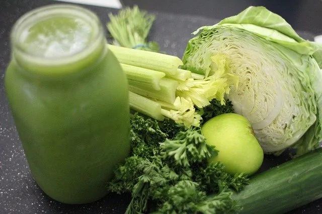 中医师教你芹菜的4种吃法 叶子别再丢掉了