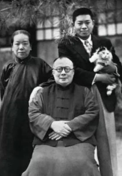 没有比玩更爽的事 没有比他更会玩的人