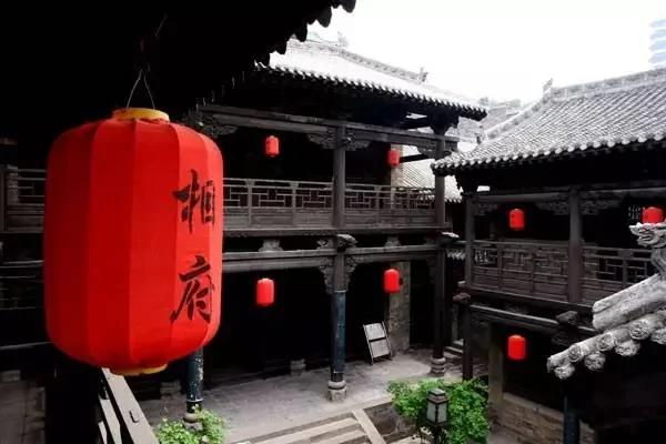 他深受康熙器重 冒杀头风险在老家盖了一"故宫"