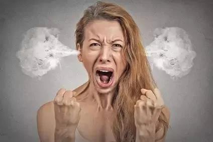 女人生气时身体发生可怕变化