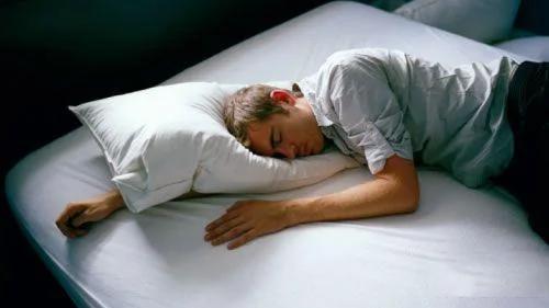 睡眠不好怎么办 简单4招让你拥有好睡眠