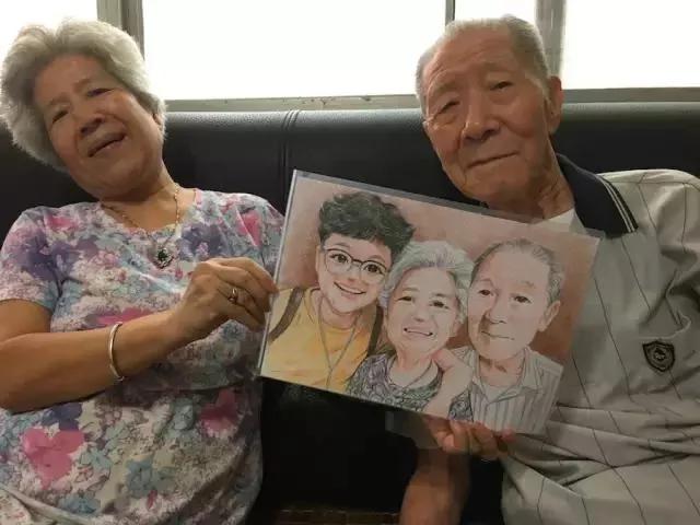 這位情聖年輕時同時愛14個女生 婚後只愛她到96歲
