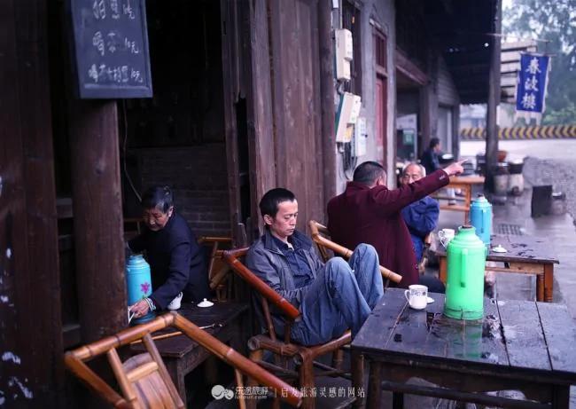 走进成都老茶馆 一杯茶时光蔓延一百年