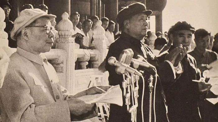 文革“小小老百姓”陈伯达