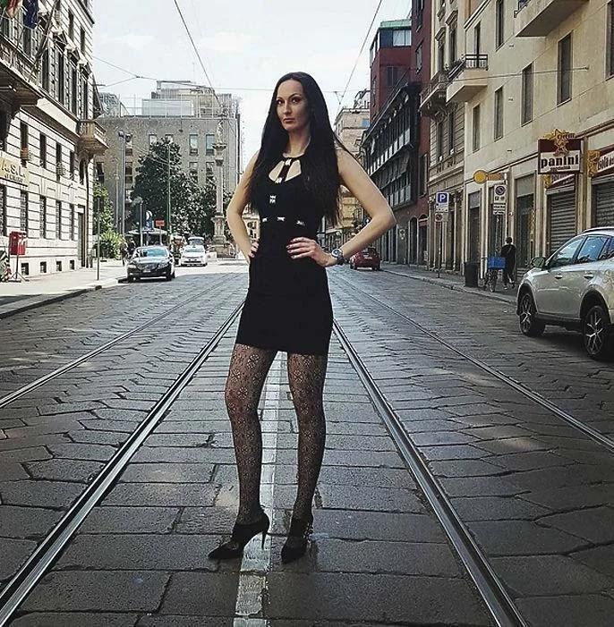 俄罗斯最美的长腿姑娘 她是世界上腿最长的女孩