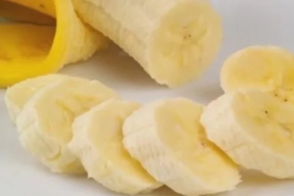 驚！香蕉只要「配一物」身體毒素全清掉了！養顏減肥效果超強，女生一定要學哦！！ youtube