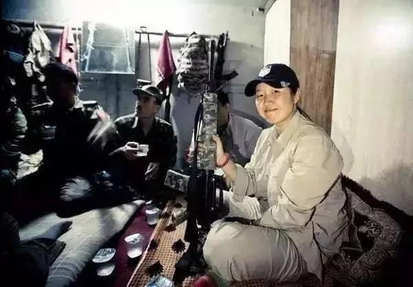 北京夫妻玩命环游十年 被悬赏通缉 被总理祝福…