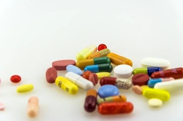 维他命吃错有害健康 聪明吃牢记几个原则