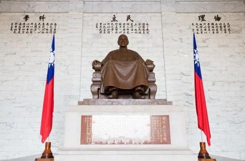 颠覆你的历史观 盘点这些被丑化的名人!