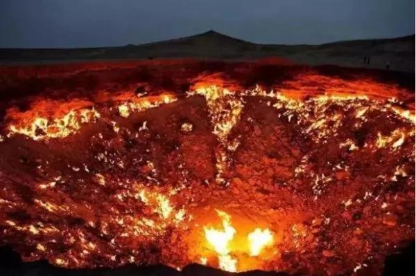 地球上最神奇的13处秘境 去一趟仿佛到了外星球!