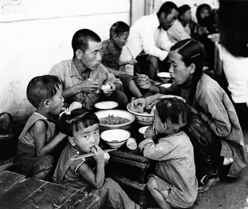 朱开阳:毛泽东的亲戚要求解散食堂