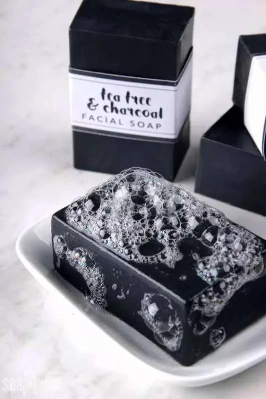 被蚊子咬后皮肤越抓越痒 教你个止痒绝招 只需10秒钟止痒不留印痕