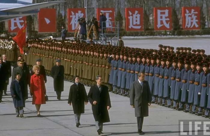 险招苏联核打击的毛寻求与美国改善关系