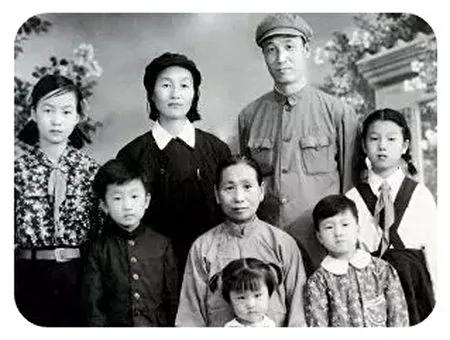 傅作义至死不知的身边“潜伏者”