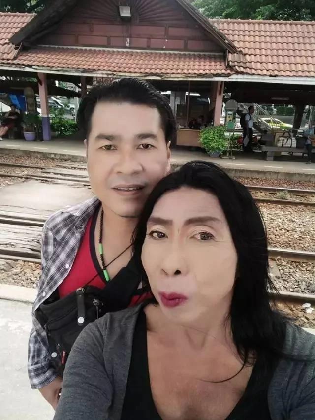 泰国这个熟女火了!顿时觉得凤姐好美