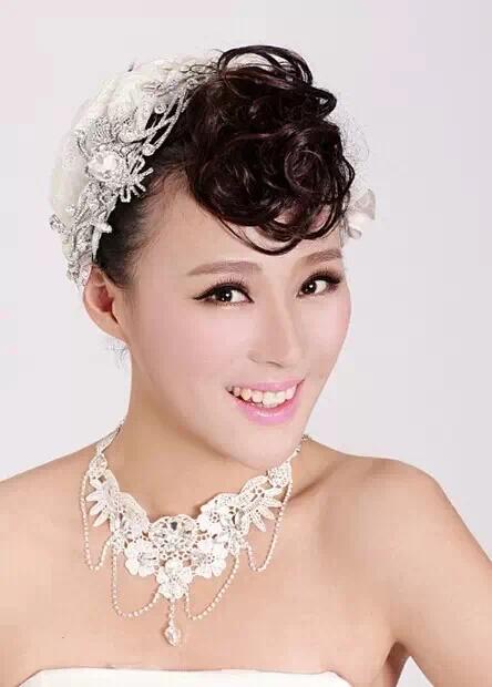 新娘妆前后对比 化妆师这个职业真是太逆天了!