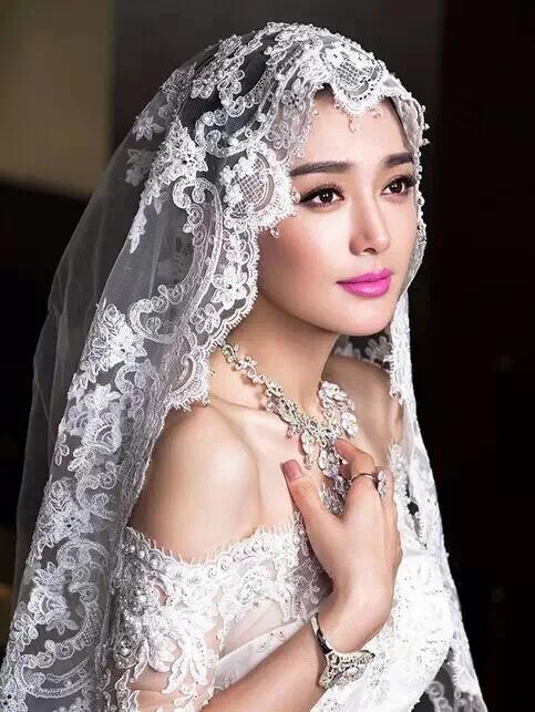 新娘妆前后对比 化妆师这个职业真是太逆天了!