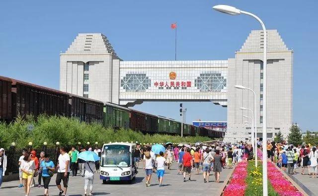 外国摄影师镜头下的中俄边界线 对比后感慨差距太大