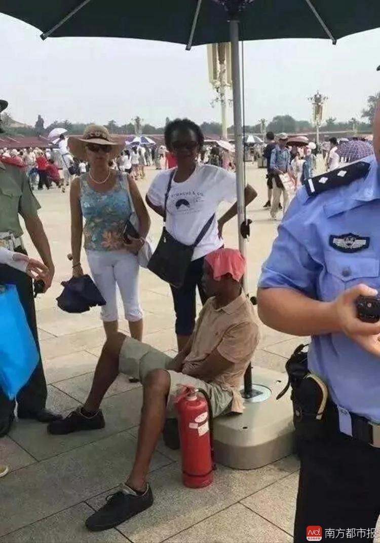 部分国人去非洲避暑 肯尼亚晚上睡觉得盖被子