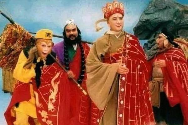老《西游记》到底牛在哪——六神磊磊说86版《西游记》厉害的文字功夫