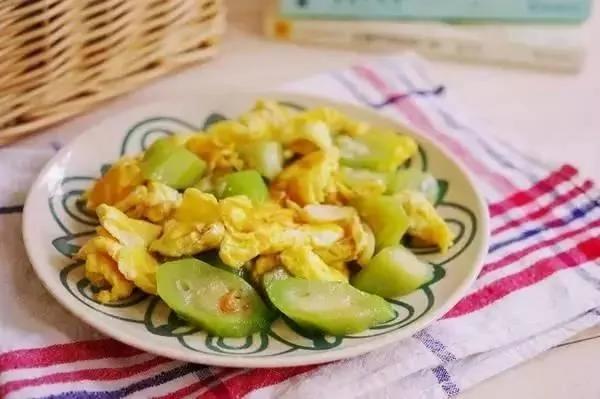 超实用!95%的人拿它当“洗碗布” 却不知它浑身是宝