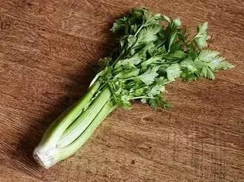 嘴里有怪味 暗示身体可能出问题了 千万要留意!