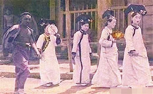 剧组到故宫拍戏 半夜12点落荒而逃 究竟发生了什么?