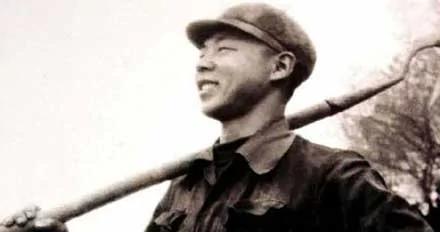 【揭秘】毛泽东临死前经常梦到鬼 生活秘书自杀