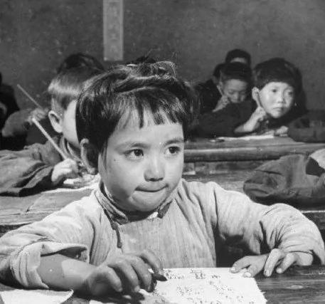 【揭秘】《共产党宣言》明确宣告消灭家庭 共产共妻 实践中真骇人