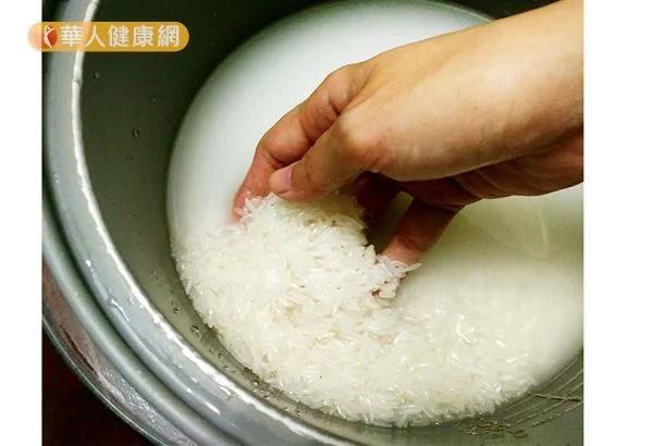 洗米水洗菜 除农药残留?化工博士教你这样做最安心