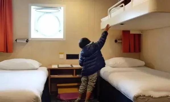 有钱不买房 中国夫妻用160天 带4岁孩子走遍南北极