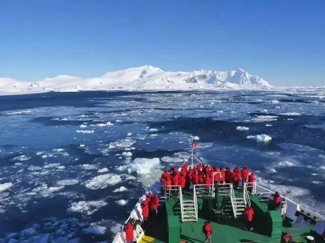 有钱不买房 中国夫妻用160天 带4岁孩子走遍南北极