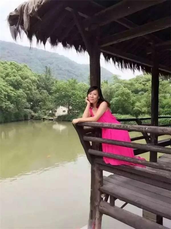 “世界那么大 我想去看看” 辞职爆红女教师去了这些地方