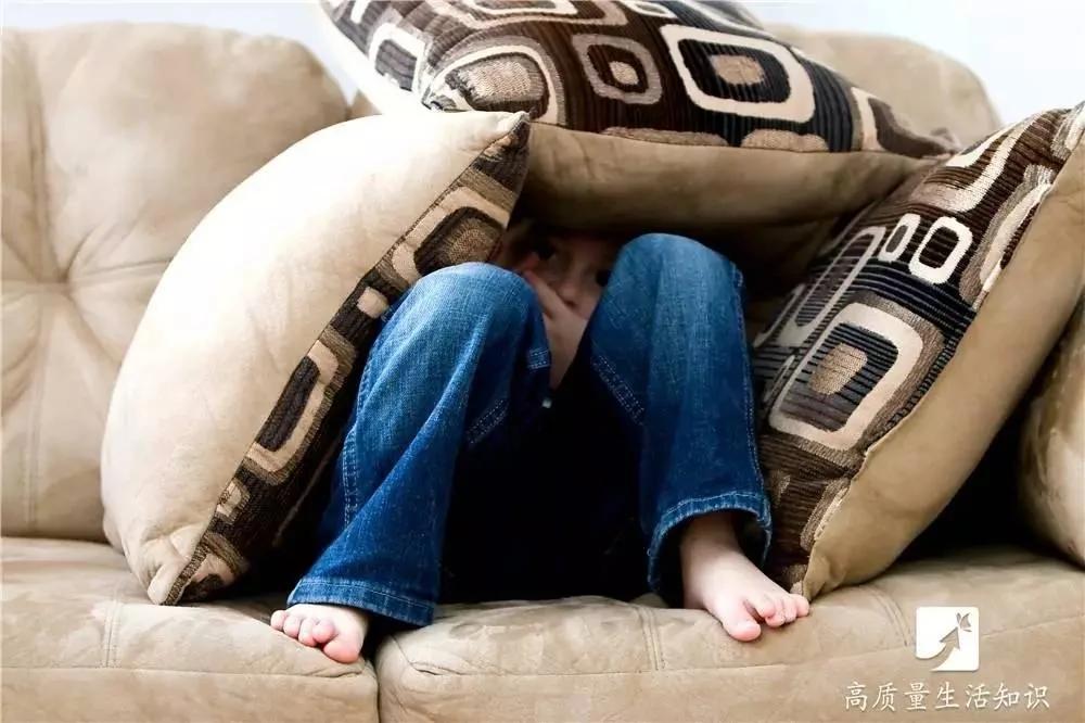 一定要让孩子学这9个常识 99%可以避免被坏人拐走
