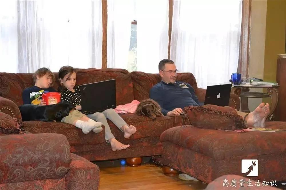 一定要让孩子学这9个常识 99%可以避免被坏人拐走