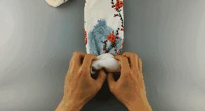 神奇!几秒钟拧干衣服 比洗衣机甩干还快