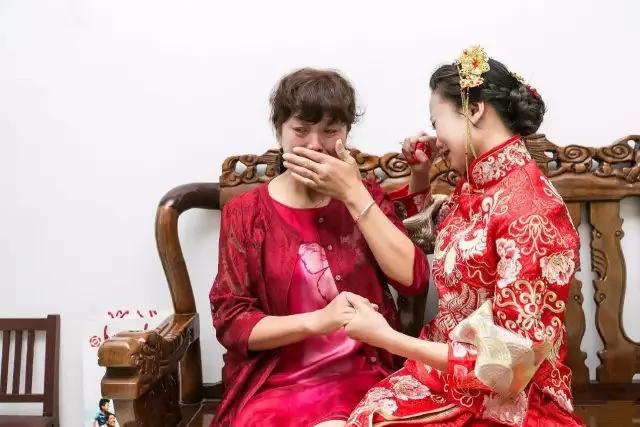 2017年最感动朋友圈的24张图 你看到第几张哭了?