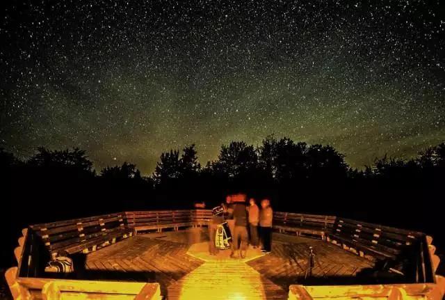 那些美到让人窒息的星空长什么样儿?