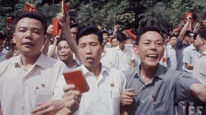 中共绝密文件:港共在文革前已要求“解放”香港