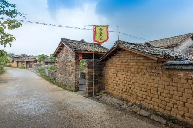 广西这座300年的古村 靠簸箕粉征服了城里人