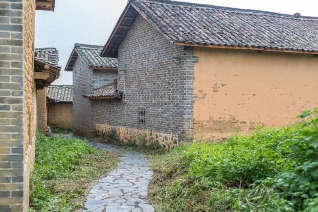 广西这座300年的古村 靠簸箕粉征服了城里人