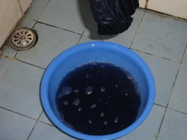 新买的衣服到底要不要先洗再穿?