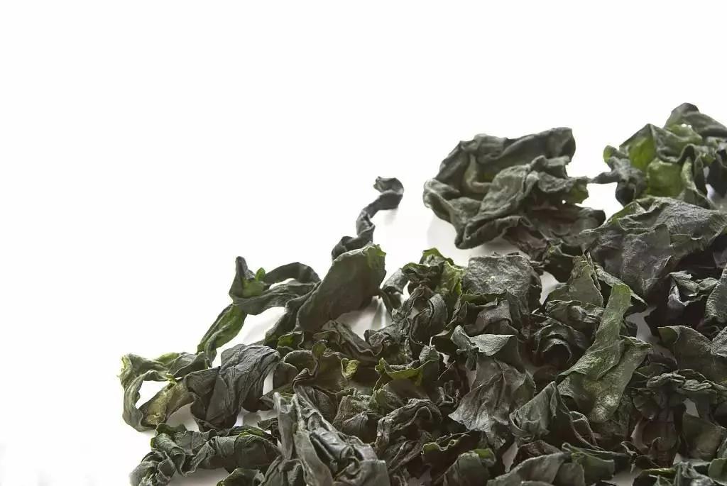 洗菜时加点它,脏东西自己跑出来!以前都白洗了!