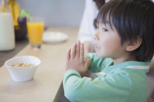 日本人饭前一句话 真实内涵不一般