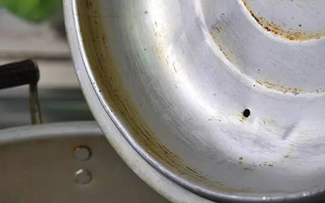 1块钱擦干净整个厨房!这个德国神器轻松除掉10年顽固污渍