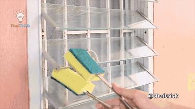 剪一块洗碗海绵 清洁电风扇不用拆 干净程度就像新买的