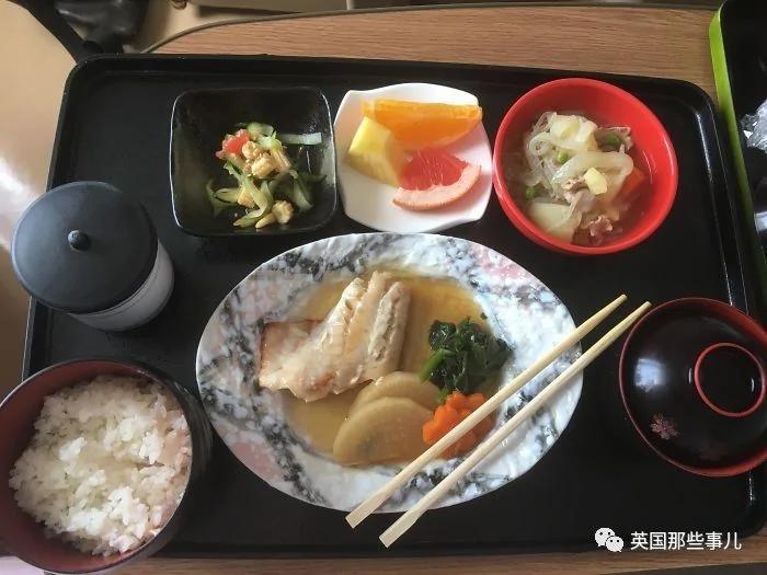 产妇晒在日本生娃时吃的病号餐 网友:想去日本生