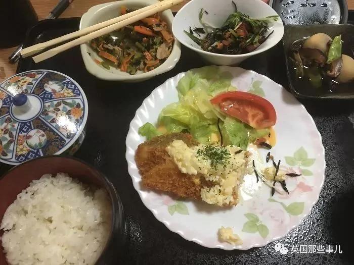 产妇晒在日本生娃时吃的病号餐 网友:想去日本生