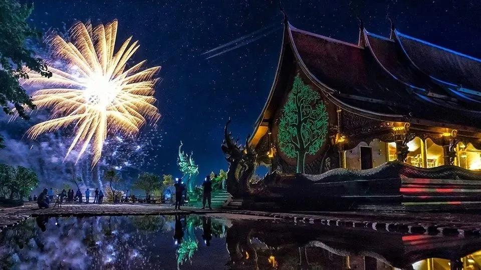 泰网友提醒拍照中国游客:那是烧尸房不是佛寺